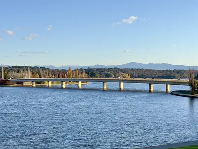 Tour autoguiado por Canberra