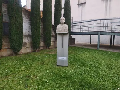 Vic