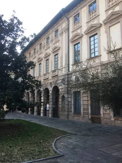 Pavia