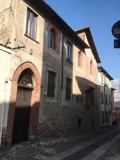 Pavia