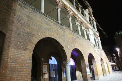 Tour autoguiado por Pavia