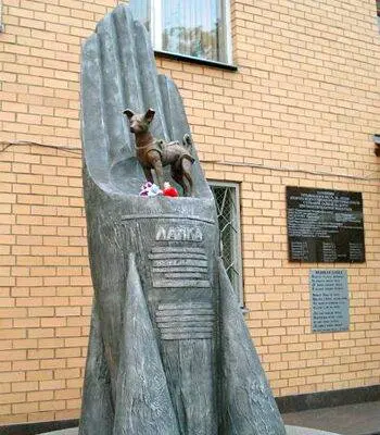 Moscú