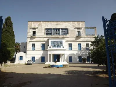 Gincana en Sidi Bou Said